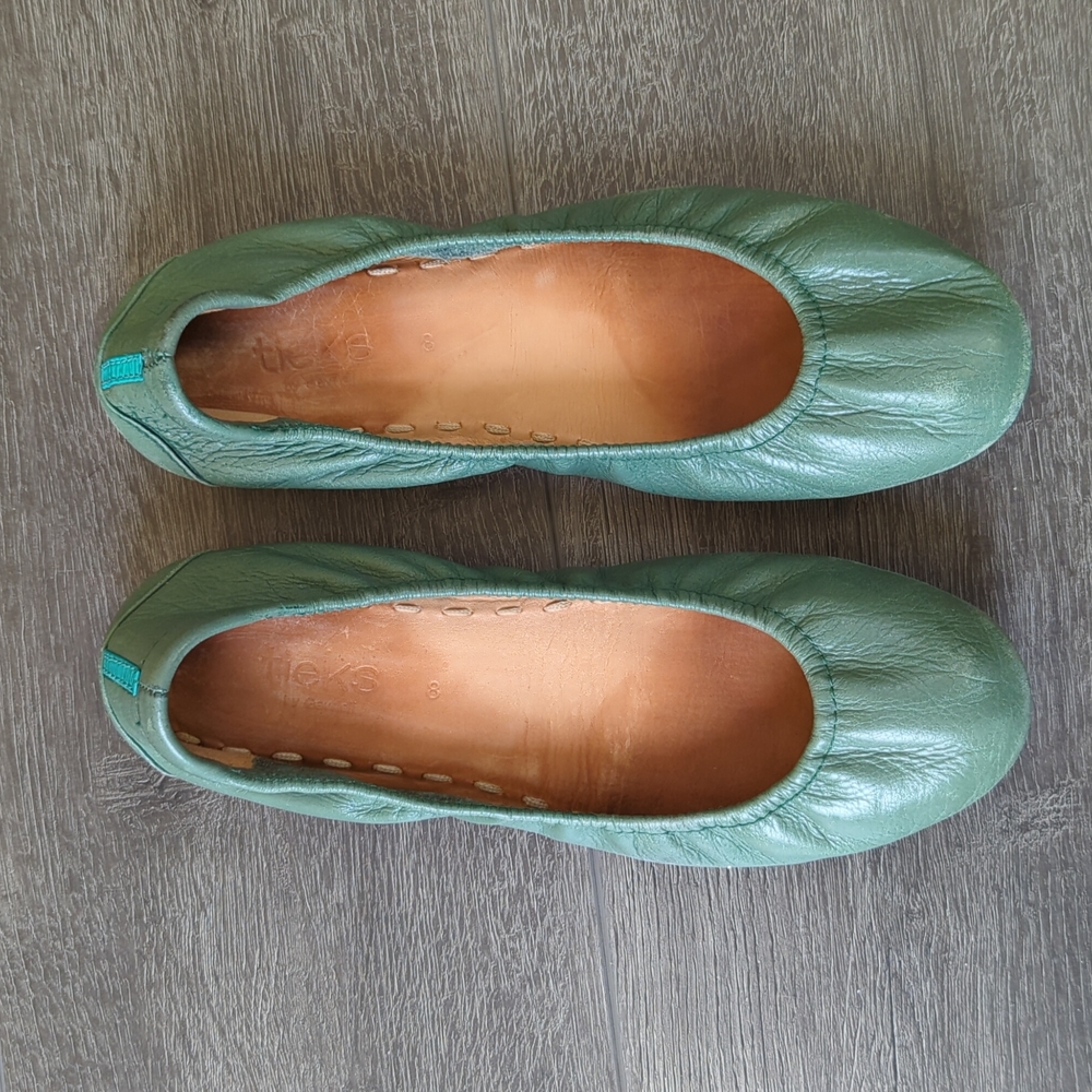 Pacific Green Tieks